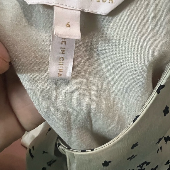 Gently Worn in Good Condition, Silk Charmeuse Dress, Size 6, Champagne Combo - Picture 5 of 5